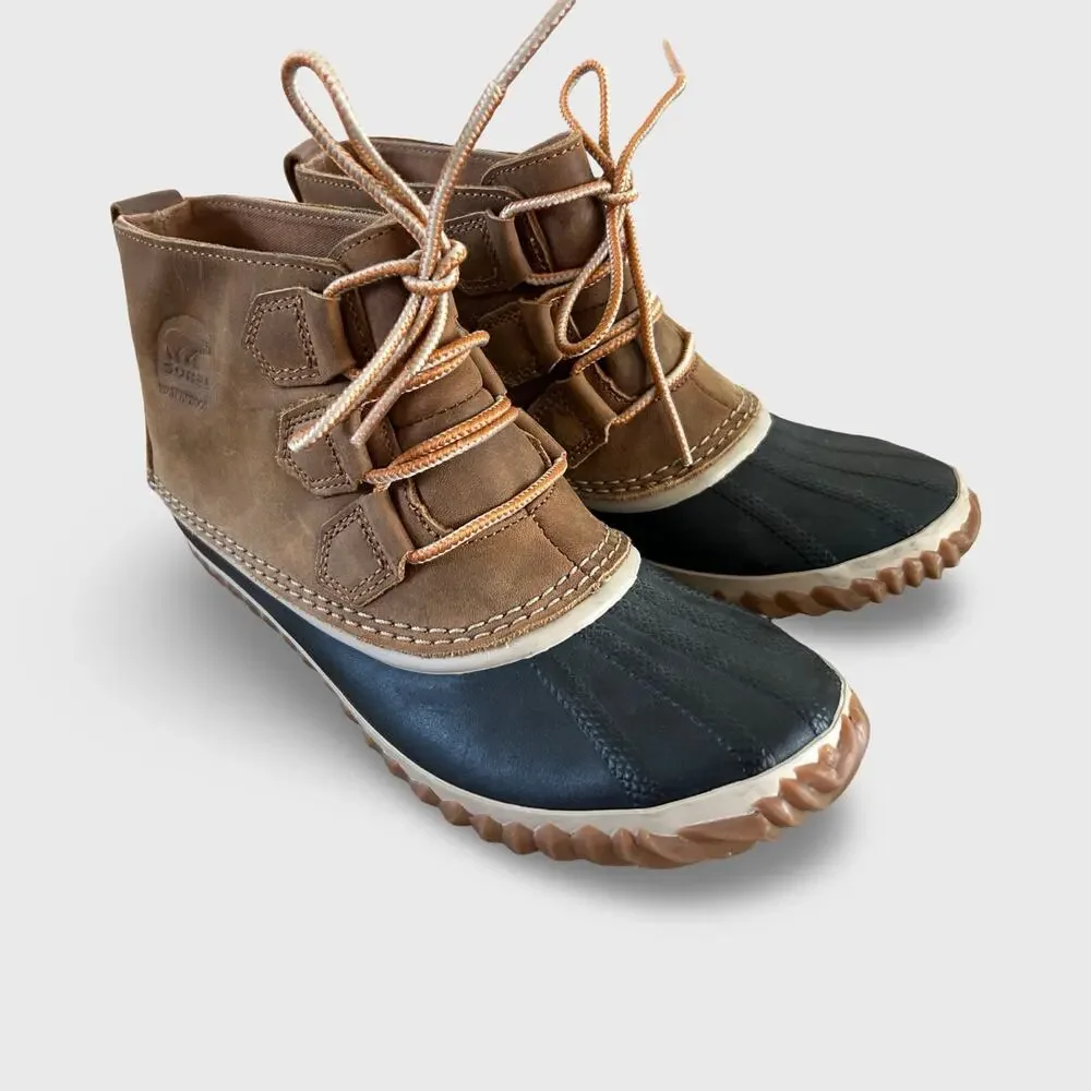 Sorel Brown and Black Leather Winter Rain Boots